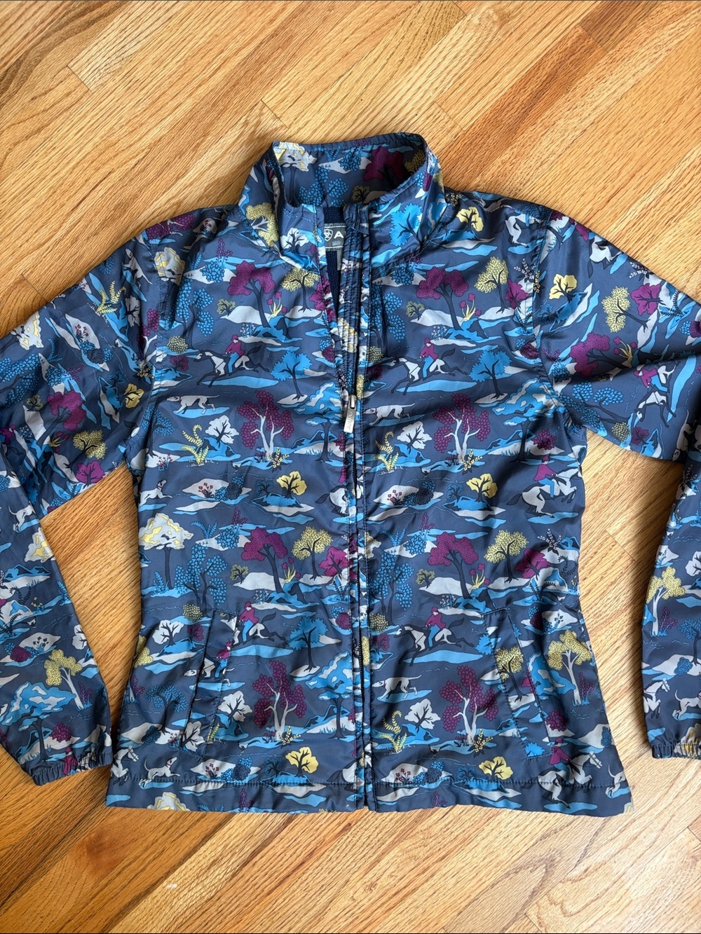 Ariat 10/12 large equestrian print Navy light Jacket